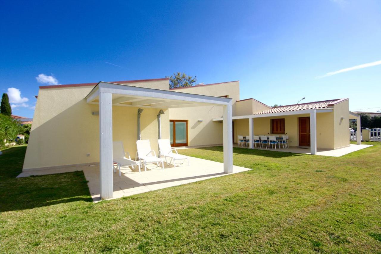 Villa Franca By Wonderful Italy San Teodoro  Exterior photo