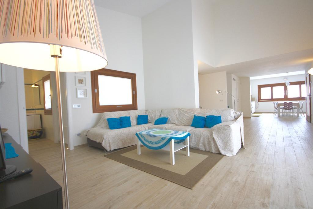 Villa Franca By Wonderful Italy San Teodoro  Exterior photo